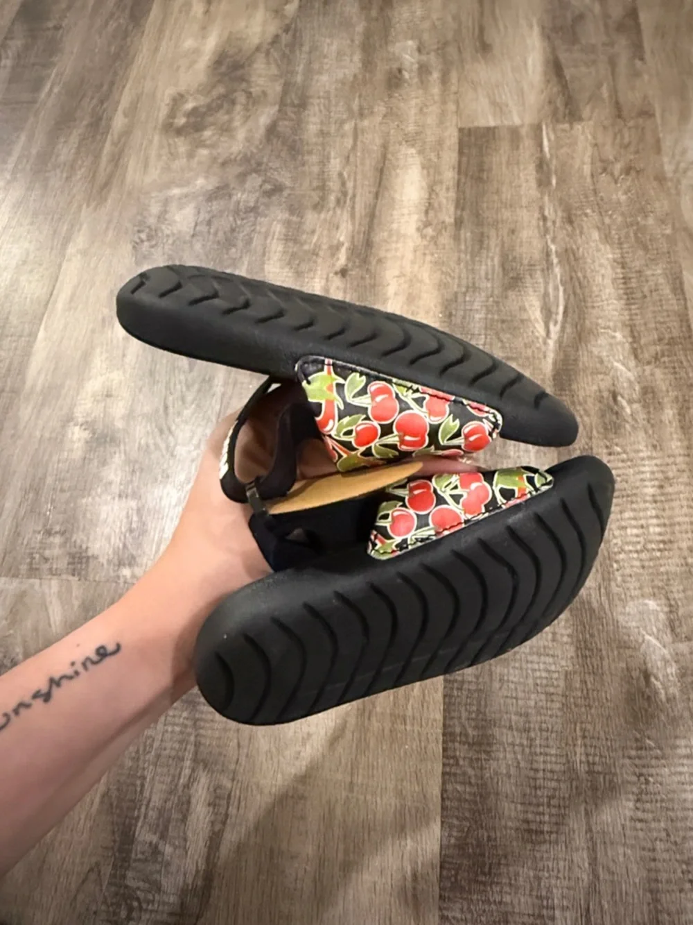 Nike kids slides